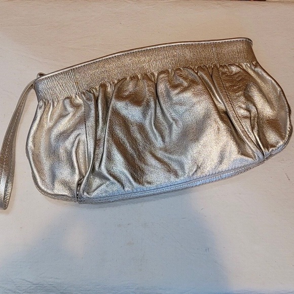 Banana Republic Large Clutch - Picture 6 of 7